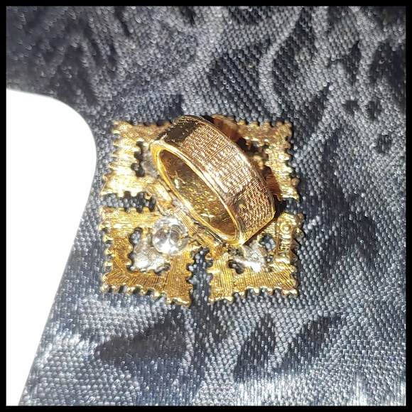 Vintage Maltese Cross Ring, Marked Art - Picture 2 of 6